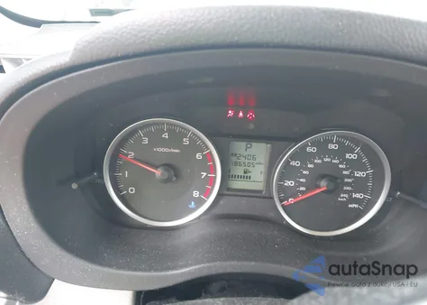 2015 Subaru Forester 2.5I Premium z USA, uszkodzony, nr VIN JF2SJADC0FH597811